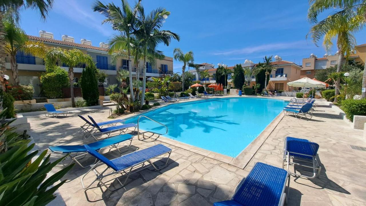 Zom Holiday Apartment بافوس المظهر الخارجي الصورة