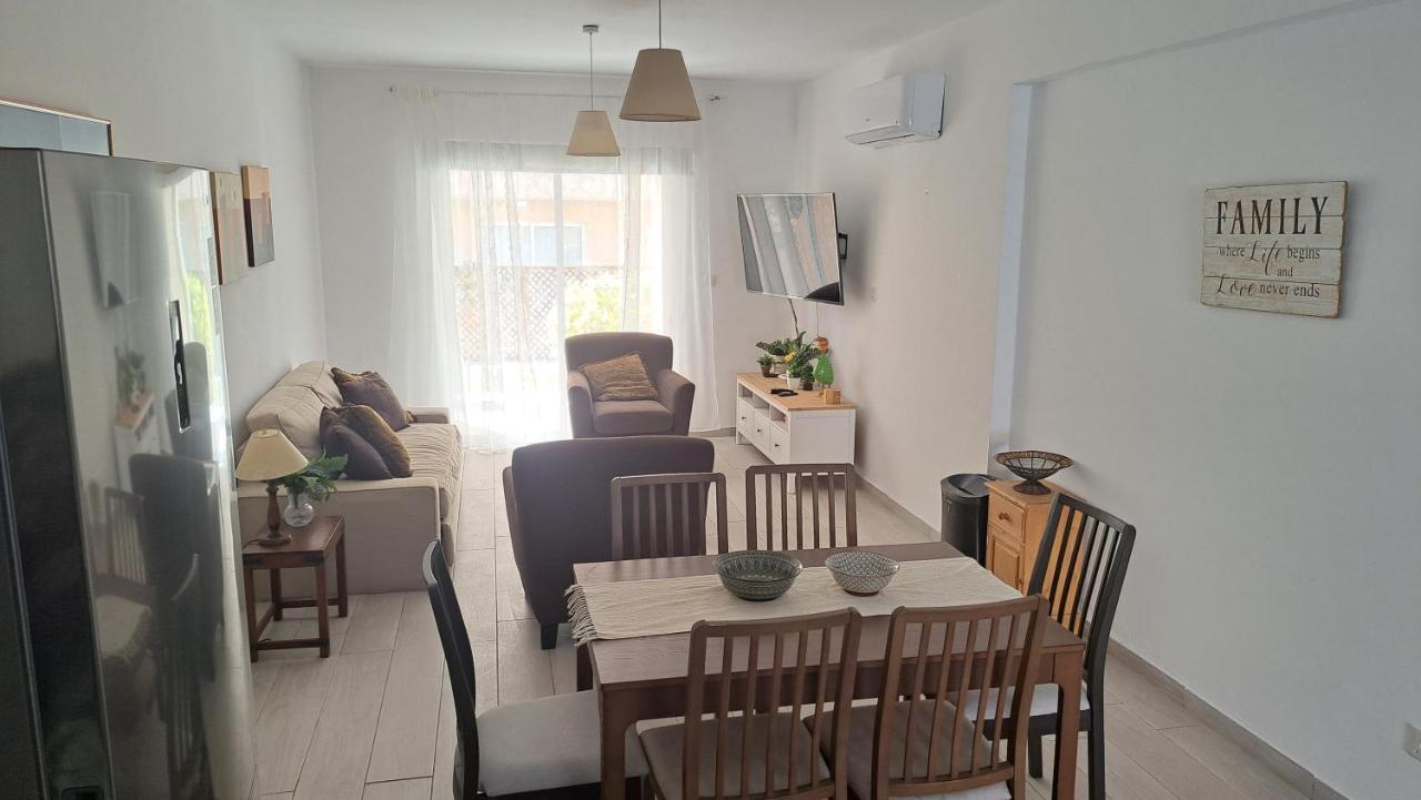 Zom Holiday Apartment بافوس المظهر الخارجي الصورة